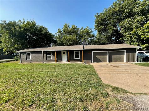 zillow okmulgee|More.